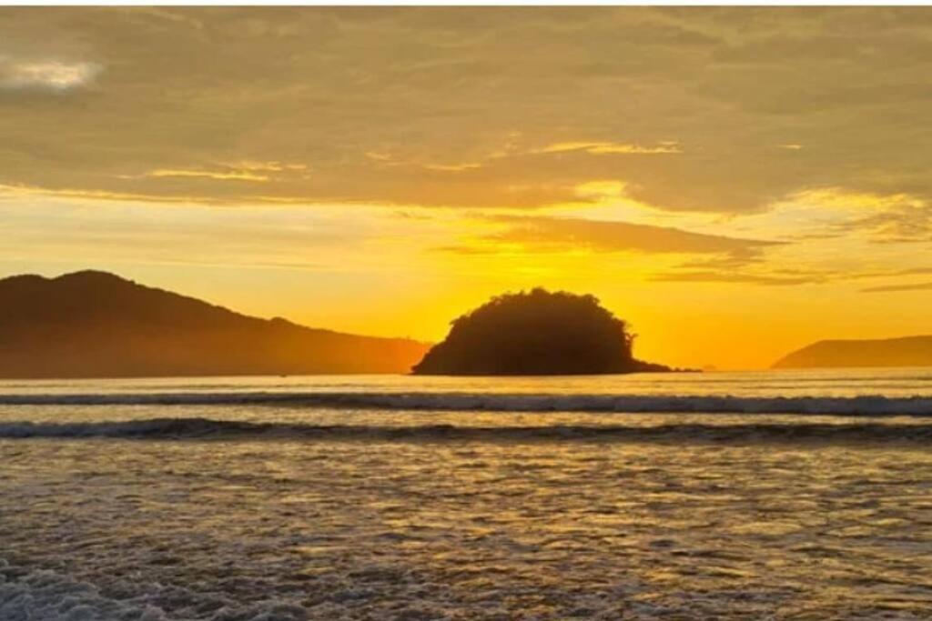 Apartamento Praia Maranduba Sape Ubatuba Eksteriør billede